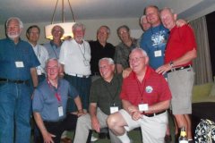 1_gallery_reunion_64-05_48080018